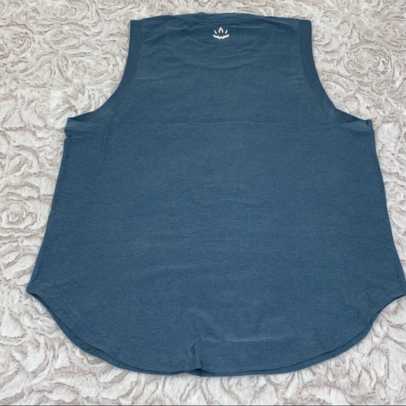 NEW Beyond Yoga x Peloton On The Down Low Muscle Tank Top - $58 retail - Picture 3 of 7
